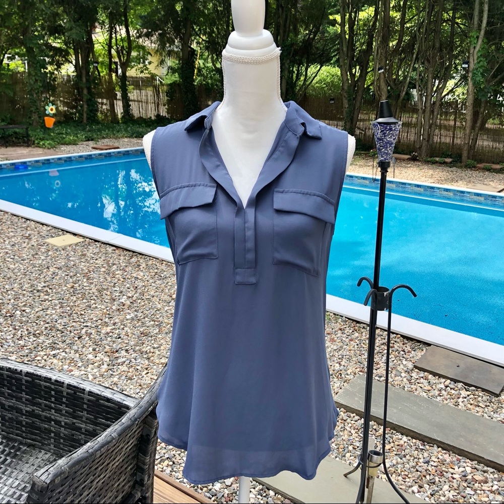 LOFT sleeveless top. medium